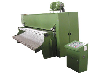 BG317型預(yù)針刺機(jī)